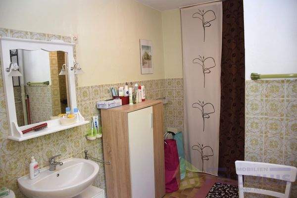 Badezimmer II Bild 1
