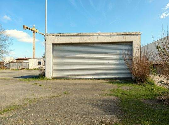 Telefon: 069/ 615889