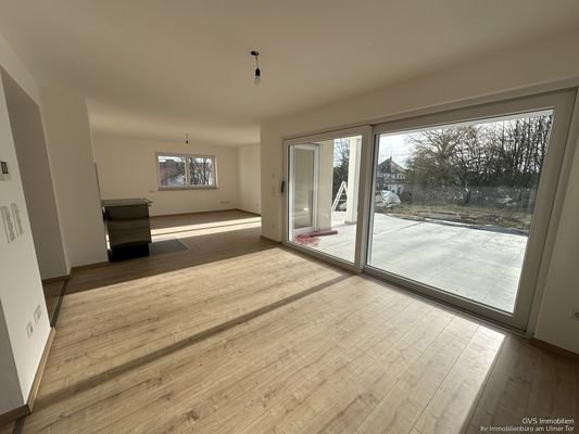 Wohn-:Esszimmer