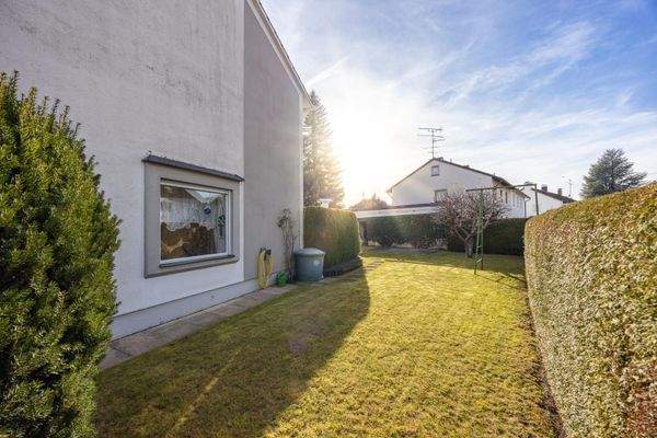 Nord-West-Seite des Gartens