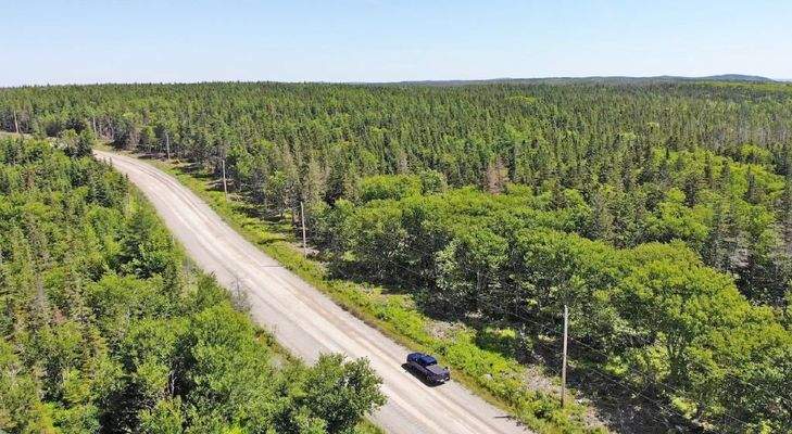Cape Breton - Big Pond - East Bay Hills - Großzügi