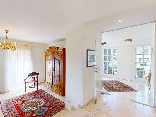 Offene Räume – Blick zum Flur inklusive.