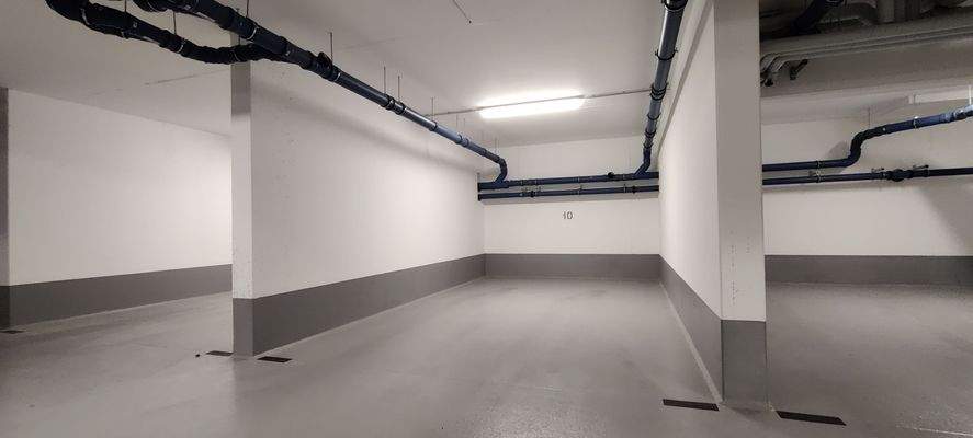 Tiefgaragenstellplatz  