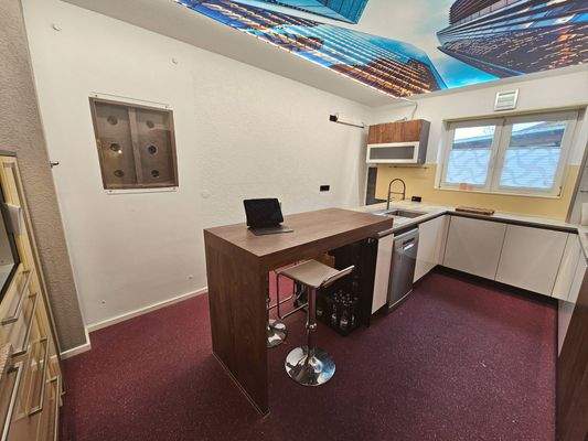 EG Blick in die Küche