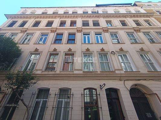 2- Bedroom Apartment Near the Galata Tower in İstanbul
