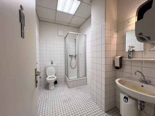 Sanitärraum Herren