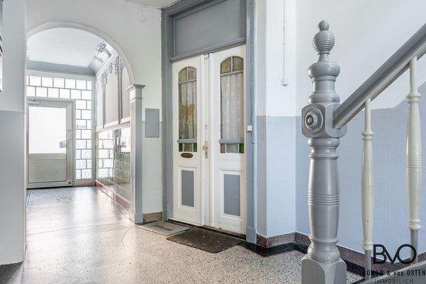 Renovierter Hausflur / Wohneinheit im Erdgeschoss