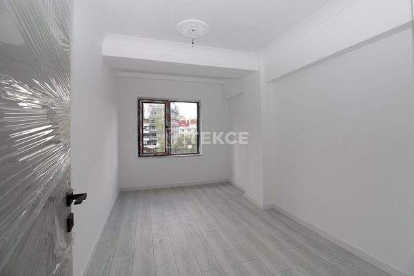 New Flats with Scenic Views and Easy Access in Çankaya Dikmen