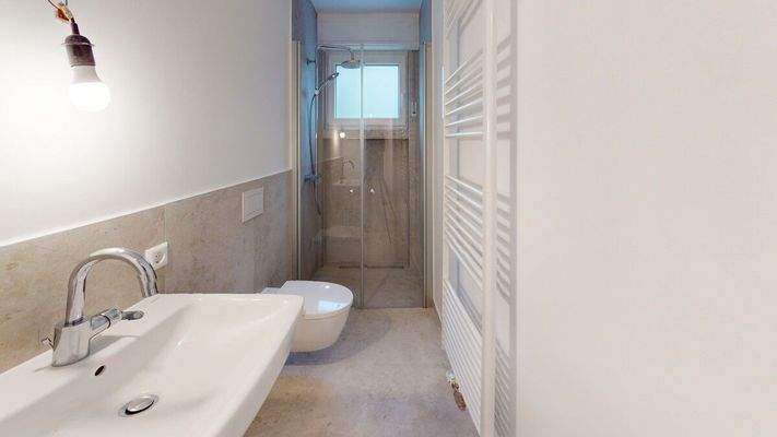 Badezimmer | Einliegerwohnung