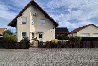 Immobilie mit Garagen