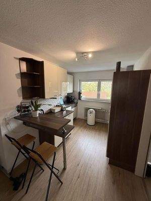 Küche mit Essplatz 
