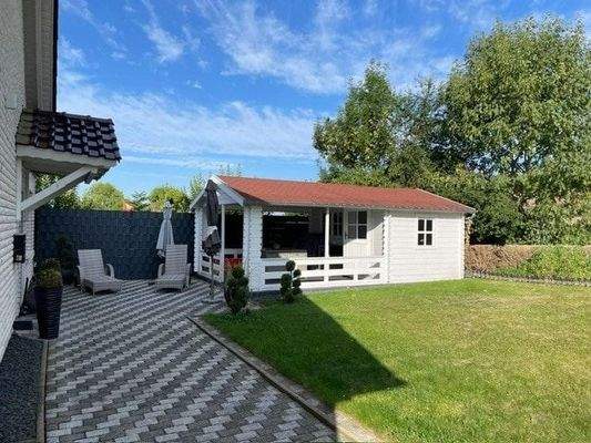 Garten u. Gartenhaus