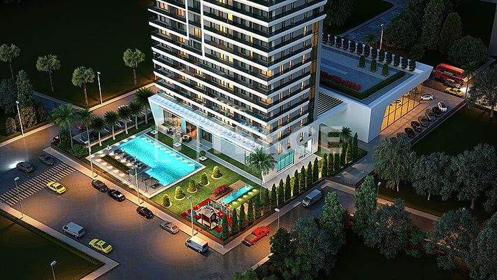 Sea-View Residence Apartments Near the Metro in İzmir Konak