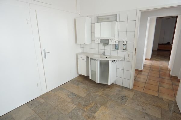 Zimmer 3 mit Umkleidekabinen