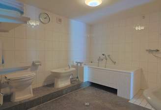 EG | Badezimmer neben Sauna