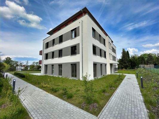 Beleuchtete Zuwegung