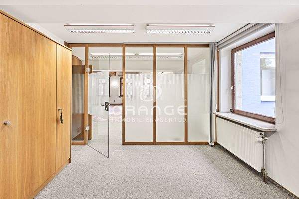 Besprechungsraum / Büro 1