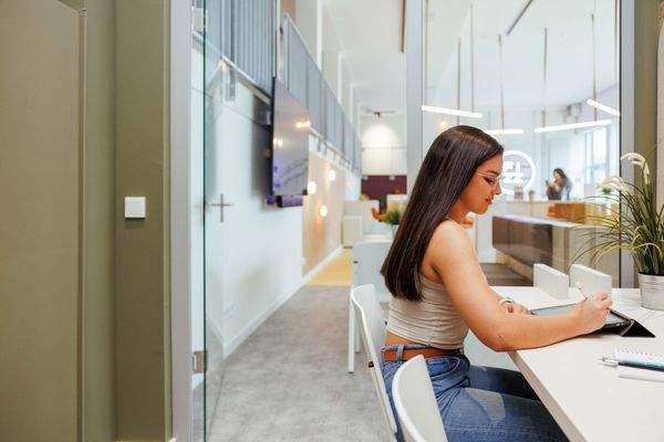 THE FIZZ Hannover Studyroom 7.jpg