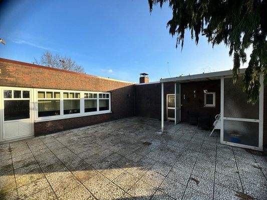 Überdachter Freisitz