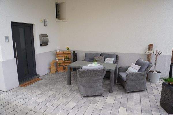 Terrasse am Eingangsbereich