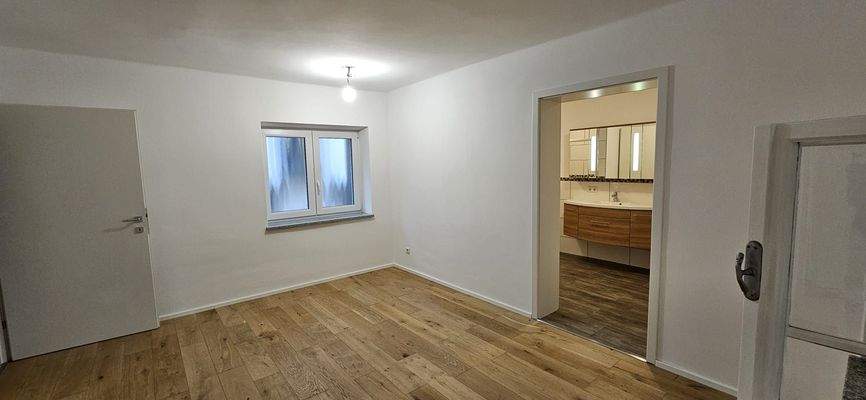 WhatsApp Image 2025-12-23 at 11.49.18 (6).jpeg