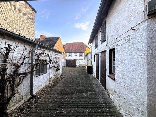 Blick Richtung Einfahrt