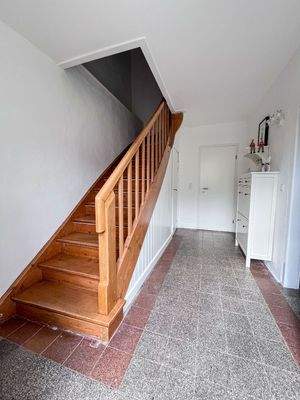 wunderschöne alte Holztreppe, Diele