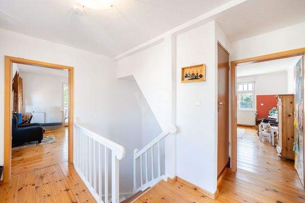 Flur OG, Aufgang Spitzboden