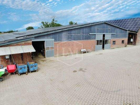 Reithalle mit Stallgassen