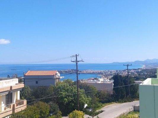 Kreta, Atsipopoulo: Geräumige 2-stöckige Villa in einem ruhigen Dorf in der Nähe des Meeres zu verkaufen