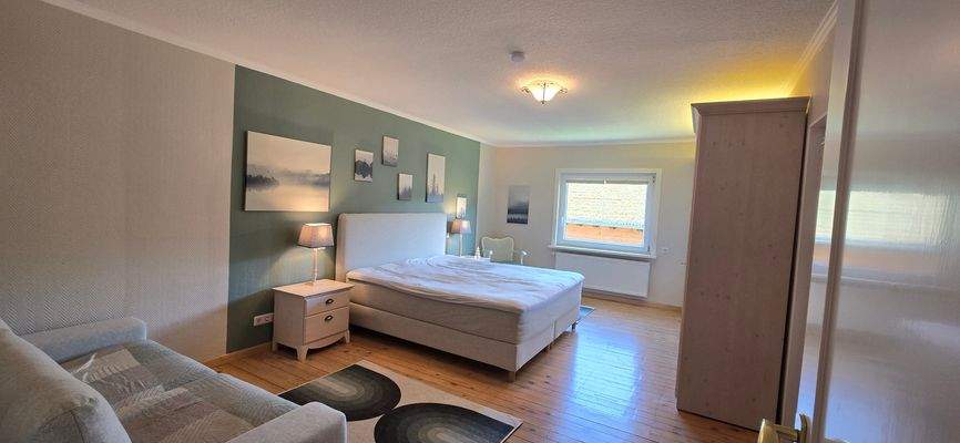 16. Schlafzimmer.jpg