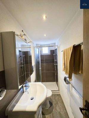 21c023a8-0340-443f-9df1-098d7ea07a03