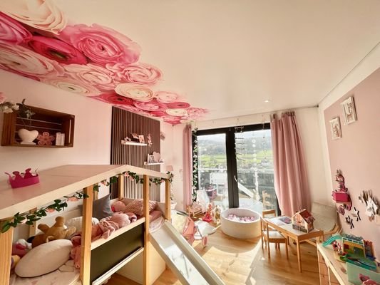 Kinderzimmer (1.)