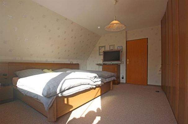 Zimmer 1 im Obergeschoss - Bild 2