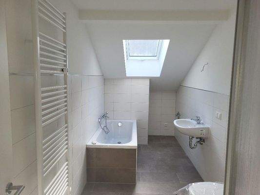 DG-Wohnung - Bad - Detail