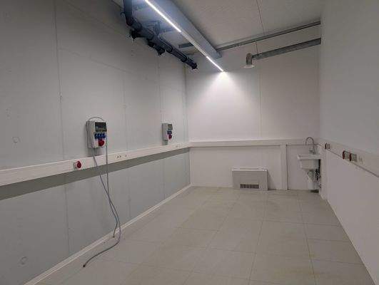 Labor Testraum Nebenraum.jpg