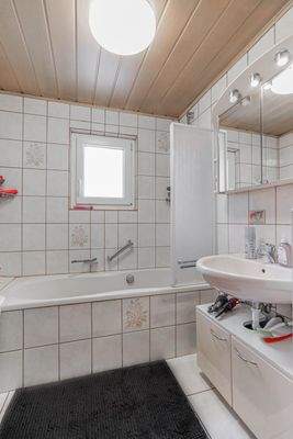 Wohnheinheit 2 - DG - Badezimmer