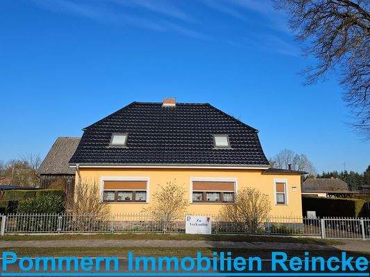 Straßenansicht !.jpg