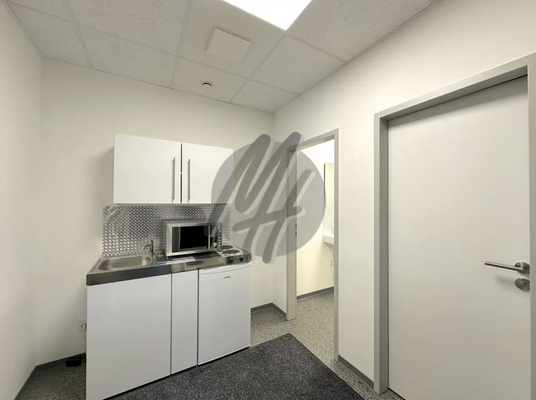 INFOS UNTER: 06171-586000