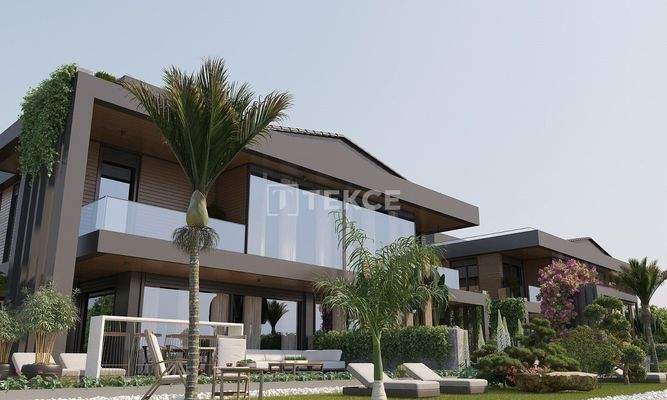 Seafront Villas with Pools, Gardens and Terraces in Urla, İzmir