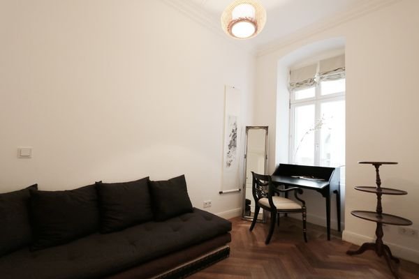 10-apartment787.jpg