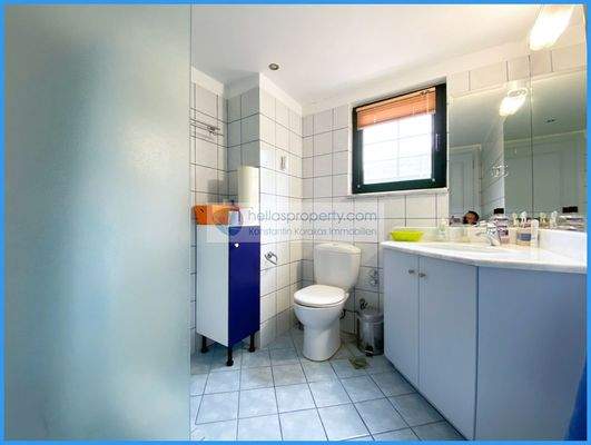 f38478192f1c4e628bb45214d9972e5e-original