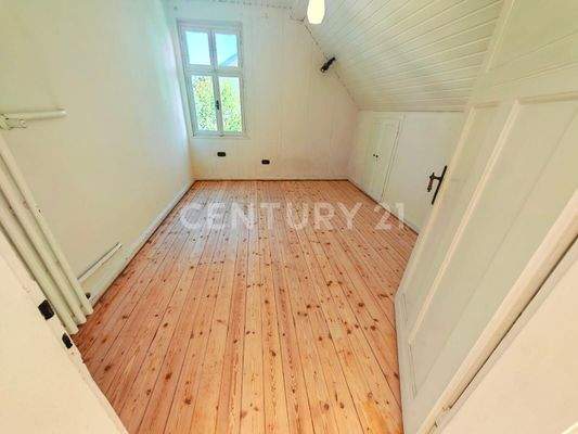 Fitnessraum/Schlafzimmer/Büro OG