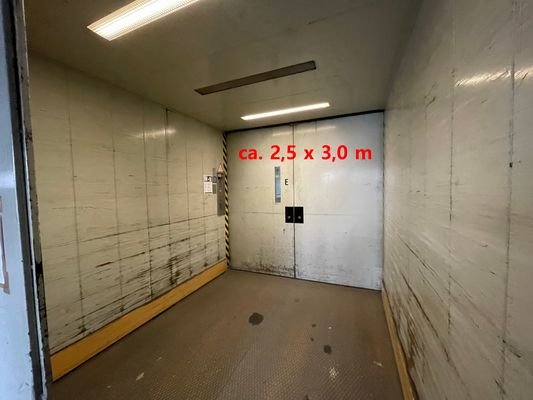 Aufzug  2,5x3 m   .JPG
