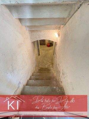 Zugang Keller (Kellerabteil)