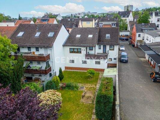 Ansicht von hinten mit Garten