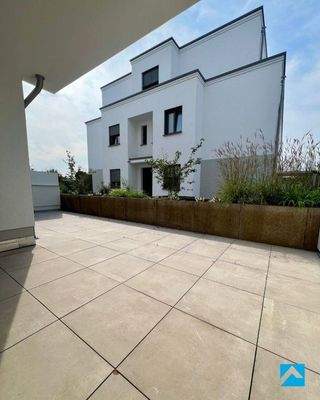 Terrasse Süd - West