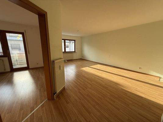 Blick ins Wohnzimmer/Schlafzimmer