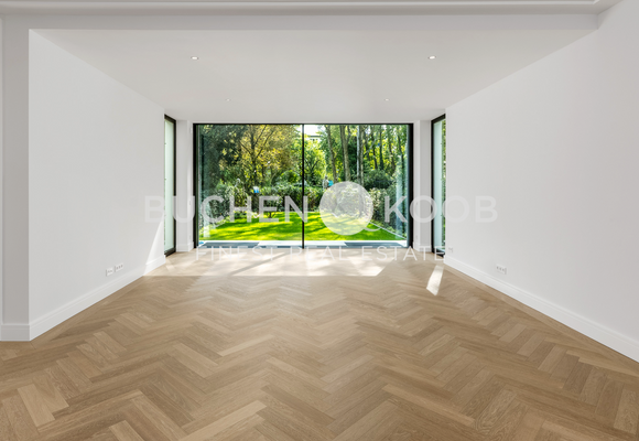 Wohnbereich mit Blick in den Garten