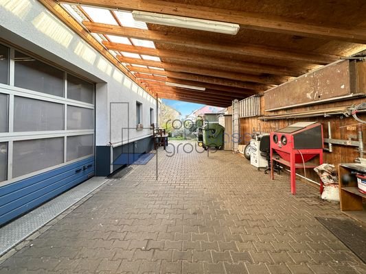 1 EG Carport